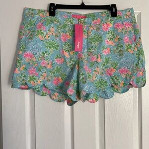 NWT New Disney x Lilly Pulitzer
Buttercup shorts Lilly Loves Disney 
Size 4